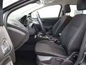 Ford Focus thumbnail 7