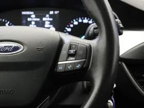 Ford Focus thumbnail 19