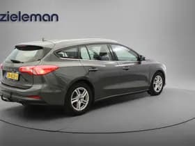 Ford Focus thumbnail 13