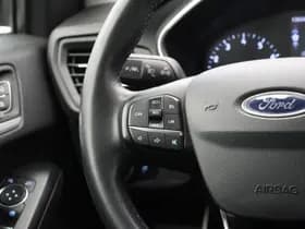 Ford Focus thumbnail 18