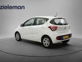 Hyundai i10 thumbnail 2