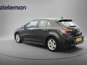 Toyota Corolla thumbnail 2