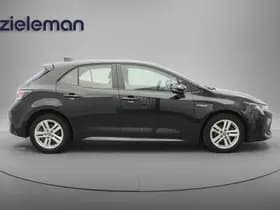 Toyota Corolla thumbnail 13