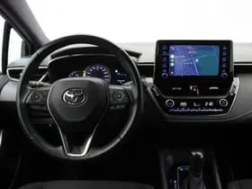 Toyota Corolla thumbnail 3