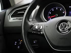 Volkswagen Tiguan thumbnail 22