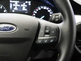 Ford Focus thumbnail 19