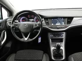 Opel Astra thumbnail 3
