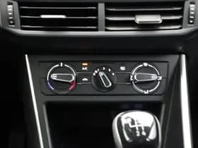 Volkswagen Polo thumbnail 22