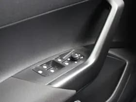 Volkswagen Polo thumbnail 23
