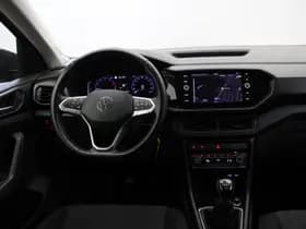 Volkswagen T-Cross thumbnail 3