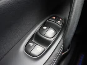 Nissan Qashqai thumbnail 27