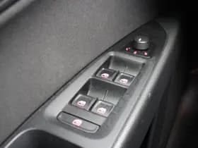 SEAT Leon thumbnail 26