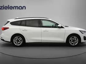 Ford Focus thumbnail 12