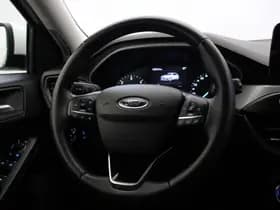 Ford Focus thumbnail 17