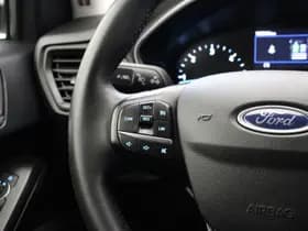 Ford Focus thumbnail 18
