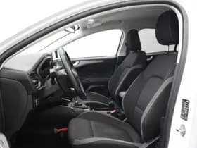 Ford Focus thumbnail 6