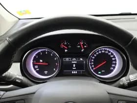 Opel Astra thumbnail 18