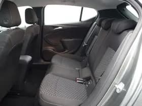 Opel Astra thumbnail 8