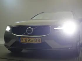 Volvo V60 thumbnail 32