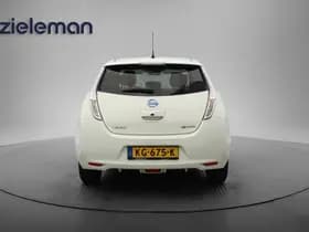 Nissan Leaf thumbnail 18