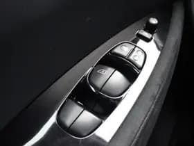 Nissan Leaf thumbnail 31