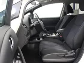 Nissan Leaf thumbnail 8