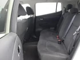 Nissan Leaf thumbnail 9