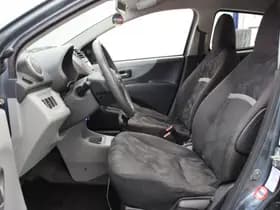 Suzuki Alto thumbnail 5