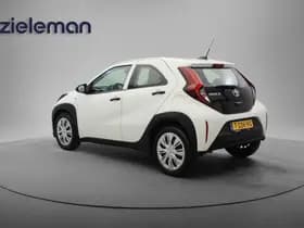 Toyota Aygo X thumbnail 2