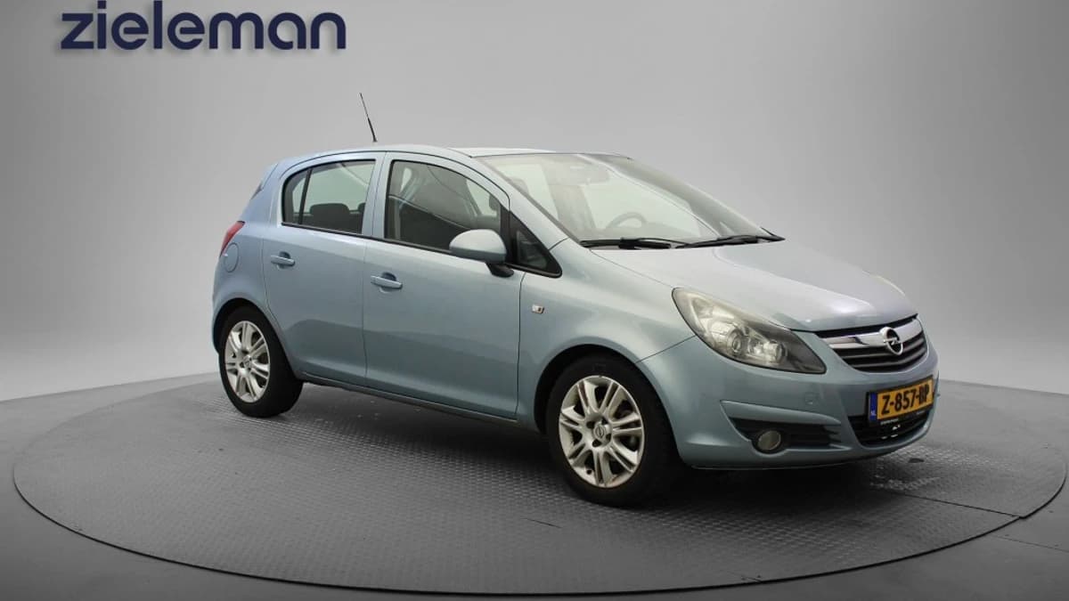 Opel Corsa — foto 1