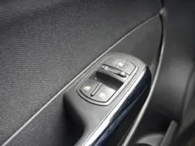 Opel Corsa thumbnail 26