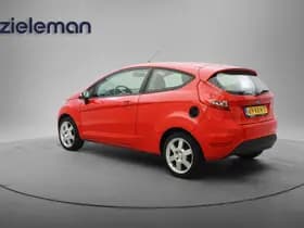 Ford Fiesta thumbnail 2
