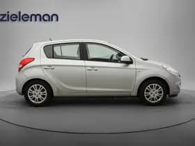 Hyundai i20 thumbnail 11