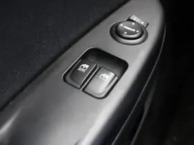Hyundai i20 thumbnail 24