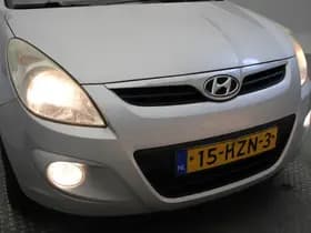 Hyundai i20 thumbnail 25