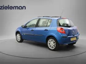 Renault Clio thumbnail 3