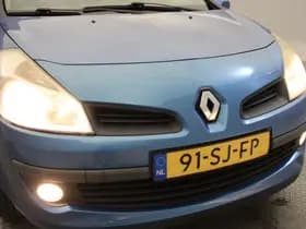 Renault Clio thumbnail 28