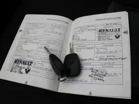 Renault Clio thumbnail 6