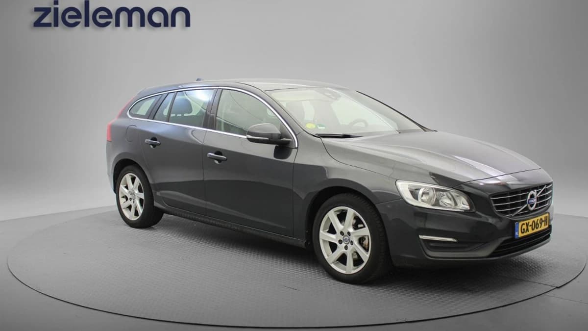 Volvo V60 — foto 1