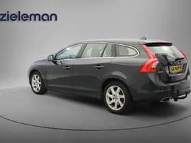 Volvo V60 thumbnail 2