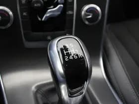 Volvo V60 thumbnail 24
