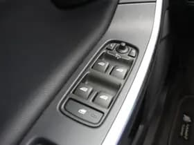 Volvo V60 thumbnail 25