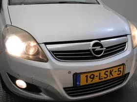 Opel Zafira thumbnail 29