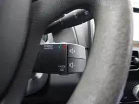Renault Clio thumbnail 21