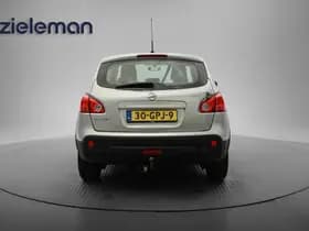 Nissan Qashqai thumbnail 13