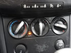 Nissan Qashqai thumbnail 23