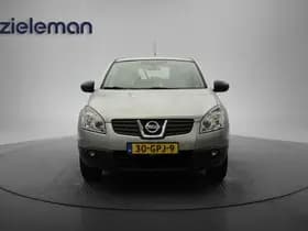 Nissan Qashqai thumbnail 10