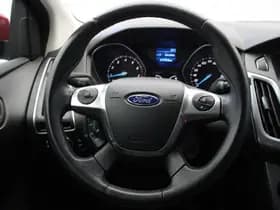 Ford Focus thumbnail 16