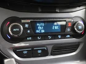 Ford Focus thumbnail 23