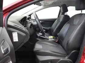 Ford Focus thumbnail 6